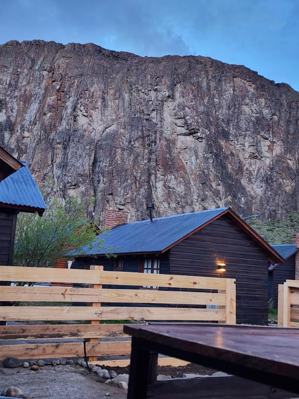 Hostel Cerro Torres El Chaltén Exterior foto